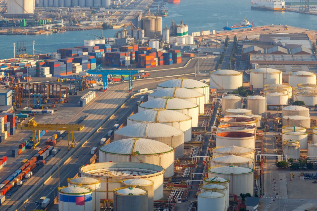 barcelona-view-of-the-seaport-2026-01-09-13-10-59-utc
